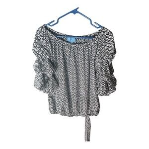CeCe Black and White Patterned Blouse